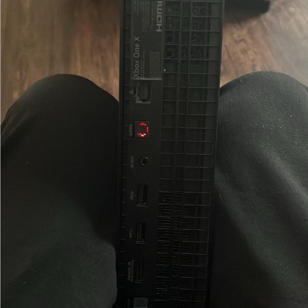 Xbox One Without Controller - Picture 2 of 5